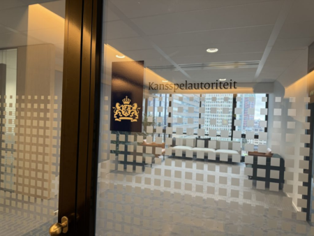 888 krijgt waarschuwing van Kansspelautoriteit om klantenservice